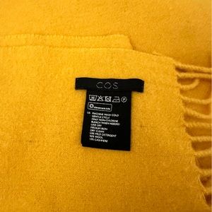Wool cashmere blend COS yellow scarf